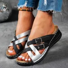 23-36 クロスストラップサンダル　ウェッジサンダル　シルバーと黒のツートン