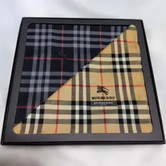 BURBERRY ノバチェック柄ハンカチ ネービー/ベージュ２枚組セット