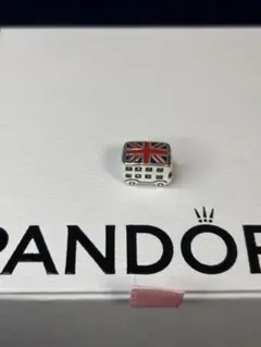 現地購入]Pandora イギリス バス チャーム - メルカリ