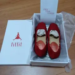 新品未使用　fitfit　防水　赤　パンプス　23センチのサムネイル