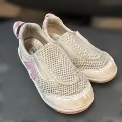 イフミー　メッシュ素材のホワイト/ピンク上履き　19cm 幅広