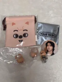 ハンクォッカぷくっとリング、つなげてマスコット、FCくじ巾着、ハンバッジ