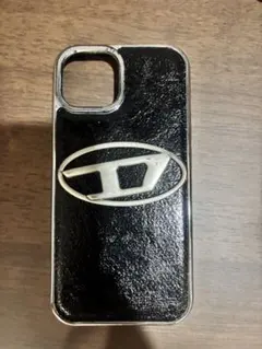 【iPhone15用】早い者勝ち！DIESELロゴ入り黒ハードケース