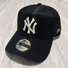 海外限定！NY ヤンキース　キャップ メッシュ キャップ トラッカー