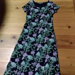 LAURA ASHLEY 花柄 半袖 ひざ丈ワンピース サイズ9のサムネイル