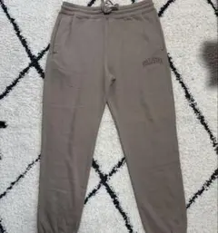 HOLLISTER ベージュ ジョガーパンツ Mサイズ