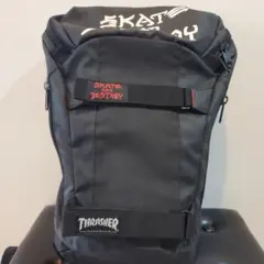 新品絶版 スラッシャー リュック THRASHER 大容量28L 撥水消臭 - メルカリ