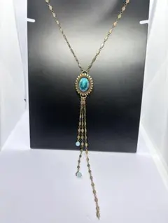 ネックレス アンティーク調 グリーン石