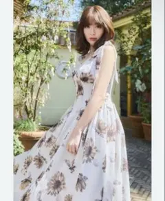 Herlipto Sunflower-PrintedMidiDressのサムネイル