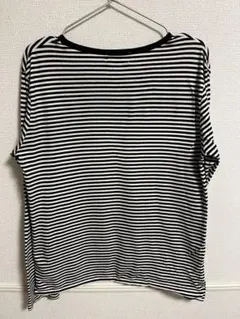 ストライプデザインの長袖Tシャツ Lサイズ