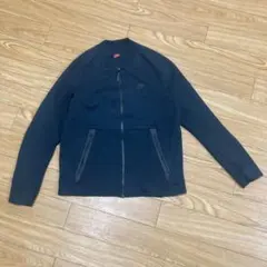 あ*ー様 海外限定　Nike 黒 ジップアップトレーナー