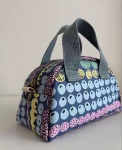 Item thumbnail for item ac696d1e-c20a-4367-9d2e-da9b33b58e7a