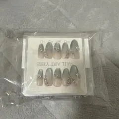 グラデーションネイルチップ ストーン付き