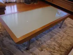 モダンガラスローテーブルのサムネイル