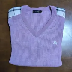 【美品】BURBERRY BLACK LABEL 薄紫 Vネックニット