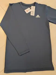 【新品】adidas 長袖Tシャツ Mサイズ