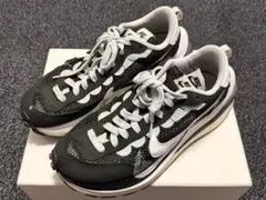 NIKE sacai VaporWaffle スニーカー27.5㎝