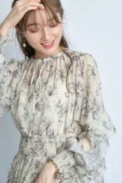 新品タグ付 アプワイザーリッシェ ニュアンスフラワープリントワンピース 花柄