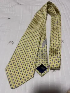 Salvatore Ferragamo ネクタイ　黄色魚柄
