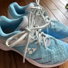 22㎝YONEX バドミントンシューズ ライトブルーのサムネイル