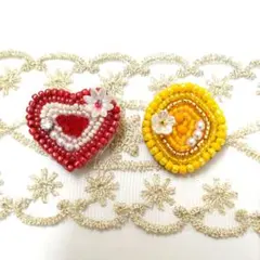 ビーズ刺繍　ハートとダイヤのブローチセット