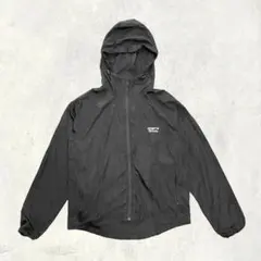 OUTDOOR マウンテンパーカー M 黒 撥水 軽量のサムネイル
