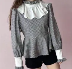 【美品】Treatürself ブラウス トップス