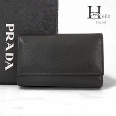 【極美品】プラダ　キーケース　鍵　黒　ブラック　レザー　サフィアーノ　折財布