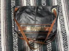 MOSCHINO レザー ショルダーバッグ ブラック ブラウンのサムネイル