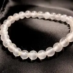 天然石　ホワイトカルサイト　６ミリ　ブレスレット