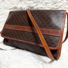 ✨CELINE セリーヌ マカダム柄 ショルダーバッグ ロゴライン フラップのサムネイル