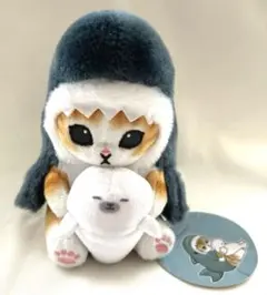 【mofusand】モフサンド　アザラシ抱っこサメにゃん　ぬいぐるみのサムネイル