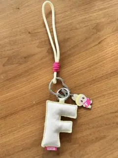 POP MART ラブブキーホルダー