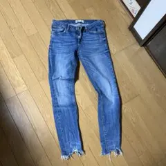 ZARA ザラ　スキニーデニムパンツ　カットオフ　ブルー　青　EUR38