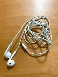 未使用 アップル純正 EarPods Lightningコネクタ イヤホン ③