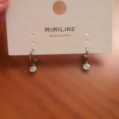 MIMILINE フープピアス ストーンチャーム付き