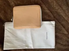 【専用】Hender Scheme 二つ折り財布 ラウンドジップ レザーのサムネイル