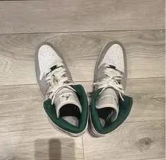 Nike Air Jordan 1 Mid 