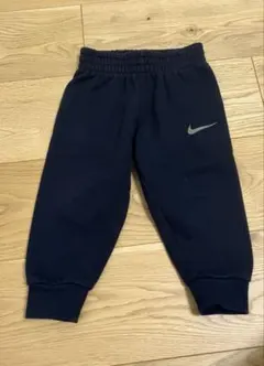 NIKE ブラック スウェットパンツ 2tのサムネイル