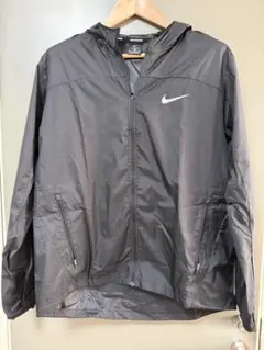 Nike ブラック ウィンドブレーカー