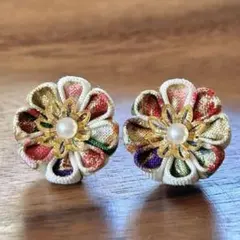 つまみ細工 ピアス 和モダン 白赤×金 大人可愛い 和装 洋装 浴衣 着物