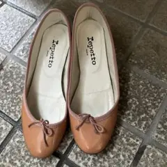 ピンクベージュ可愛いでせのサムネイル