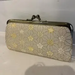 Item thumbnail for item a48e7497-4f00-45f3-8bc2-2f1a29107a95