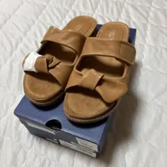 ロックポートROCKPORT ZOVA コンフォートサンダル 23.5㎝のサムネイル