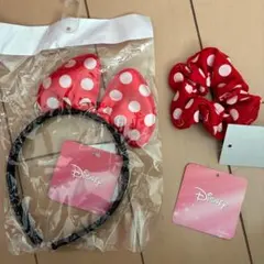 ミニーマウス　ミニーちゃん　カチューシャ　シュシュ　セット　ヘアアクセ