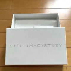 STELLA McCARTNEY ギフトボックス ホワイト　空箱