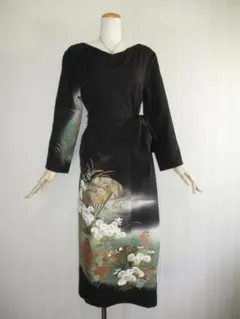 Ｌ～2Ｌサイズ黒留袖からの着物リメイクドレスです 　着丈１２０cm