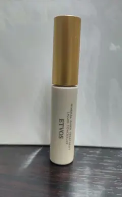 ETVOS ミネラルインナートリートメントリキッドコンシーラー オレンジベージュ