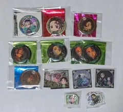 『鬼滅の刃』竈門炭治郎　缶バッチ・ステッカー・キーホルダー・消しゴム14個セット