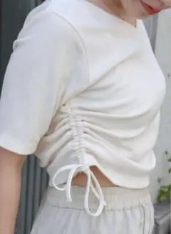 Ungrid サイドギャザーT シャツ